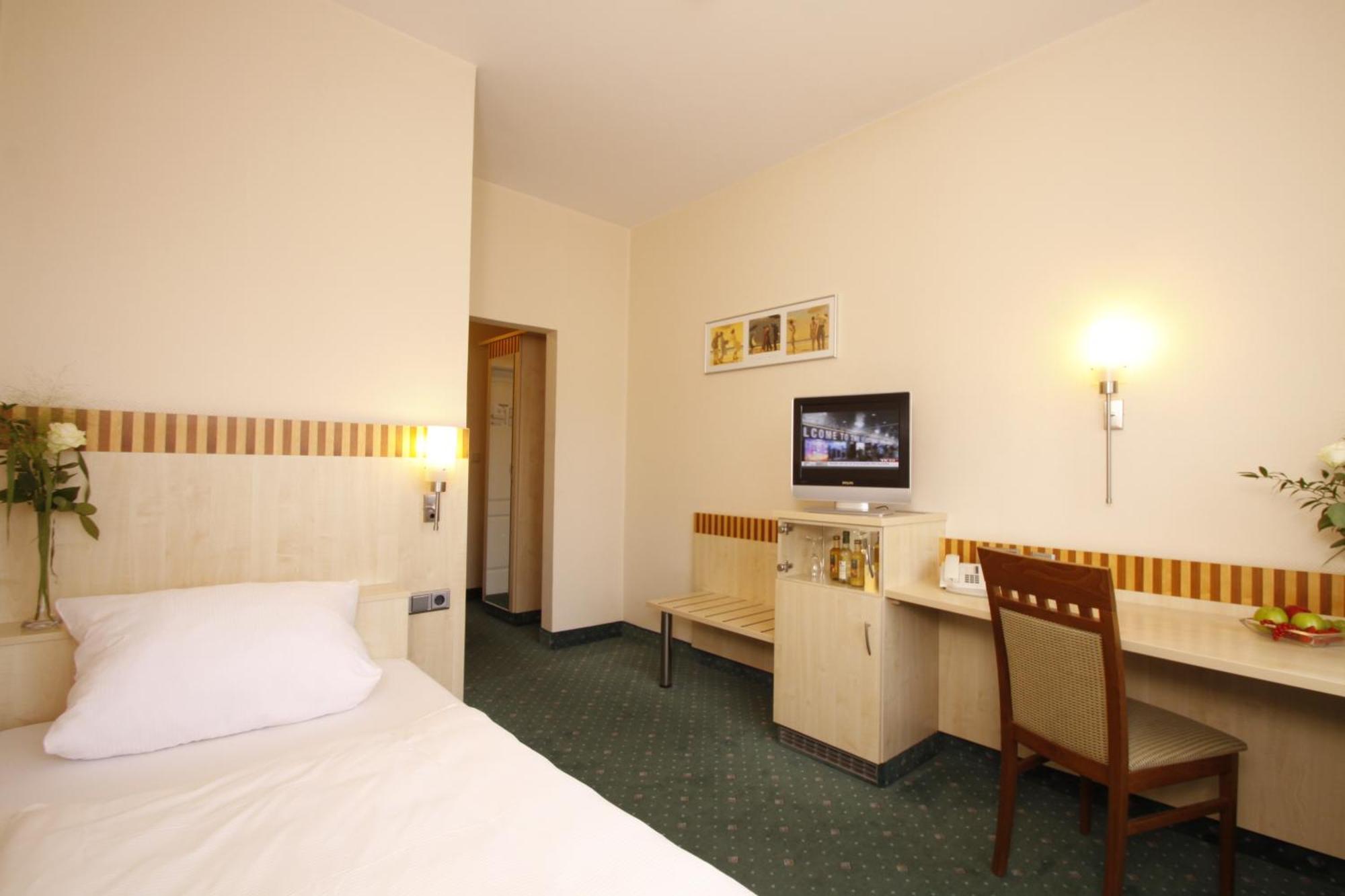 Hotel Kaiserhof Wesel Wesel  Exterior photo
